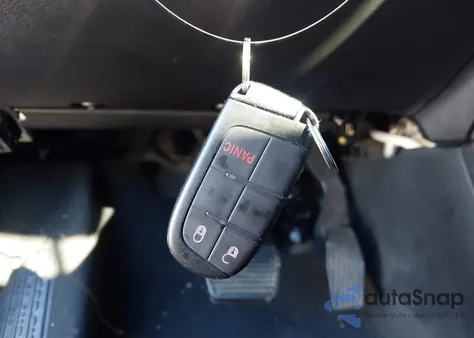 2022 Jeep Compass Altitude Fwd z USA, uszkodzony, nr VIN 3C4NJCBB1NT188007